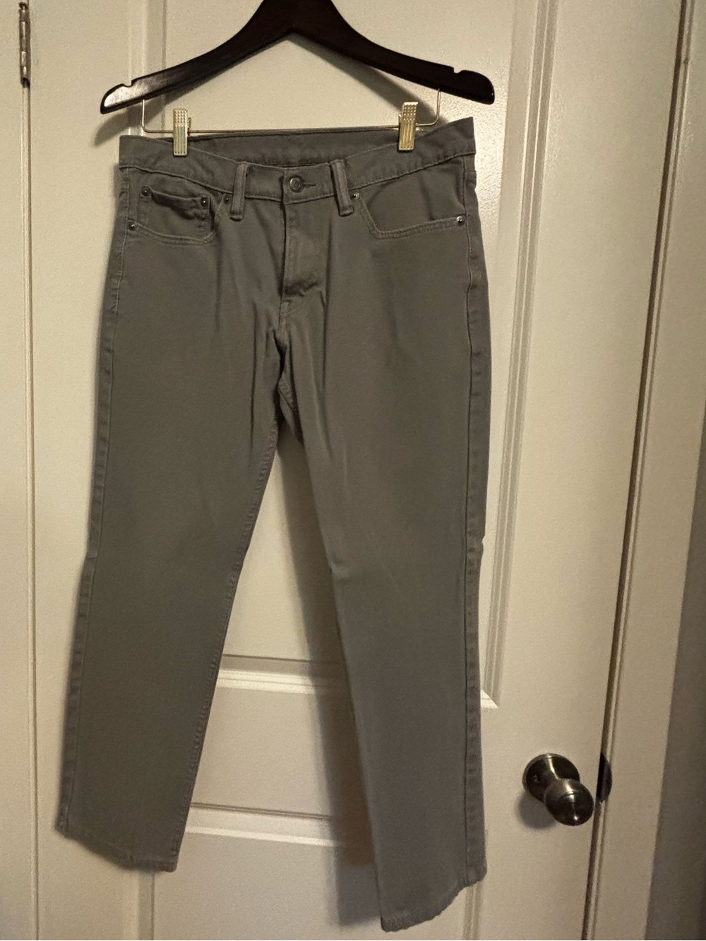 Levi’s 511 Men’s Gray Straight-Leg Jeans